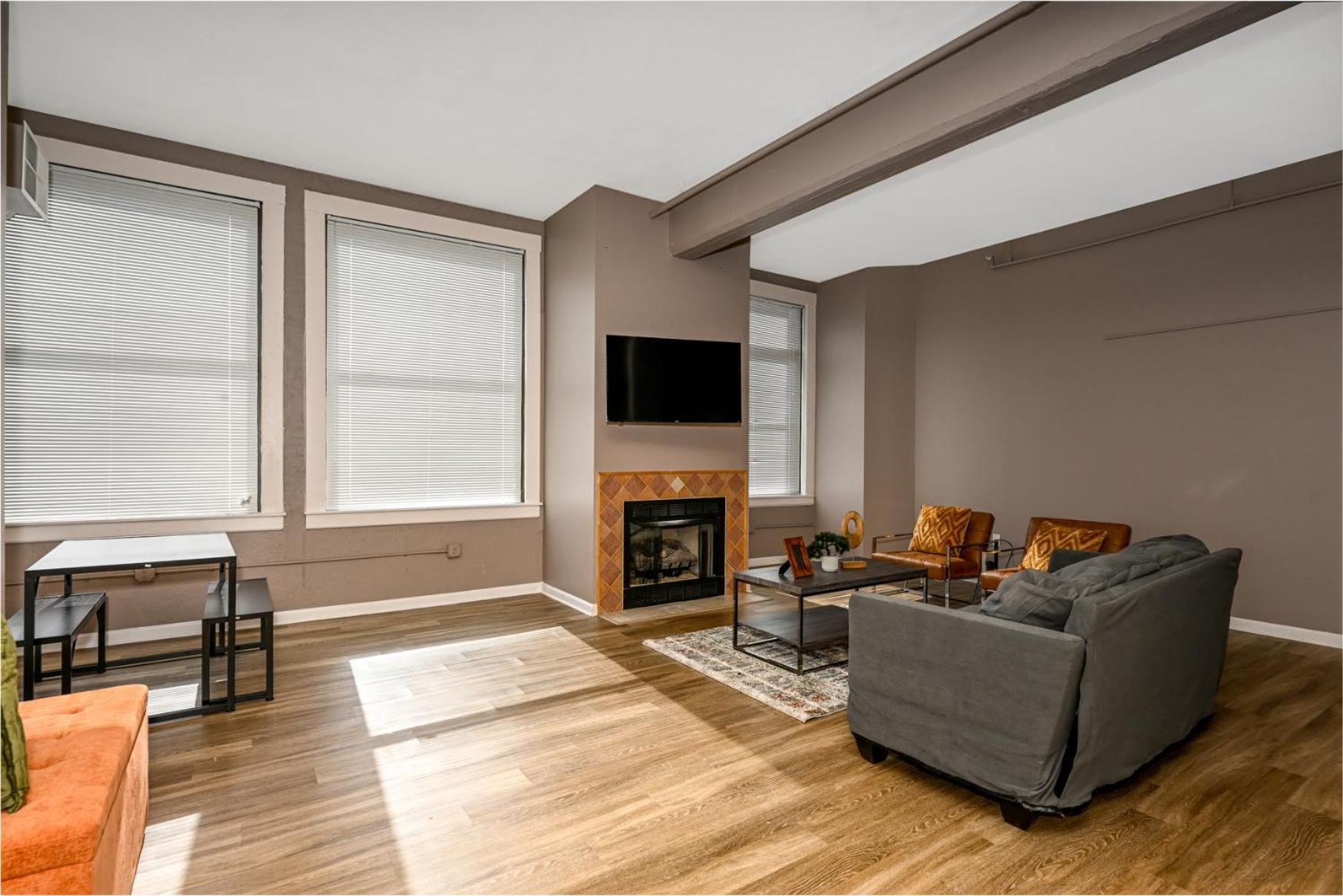2 Bath Prkg+Gym+Sauna Perk Plaza +30 Day Cleveland Exterior foto