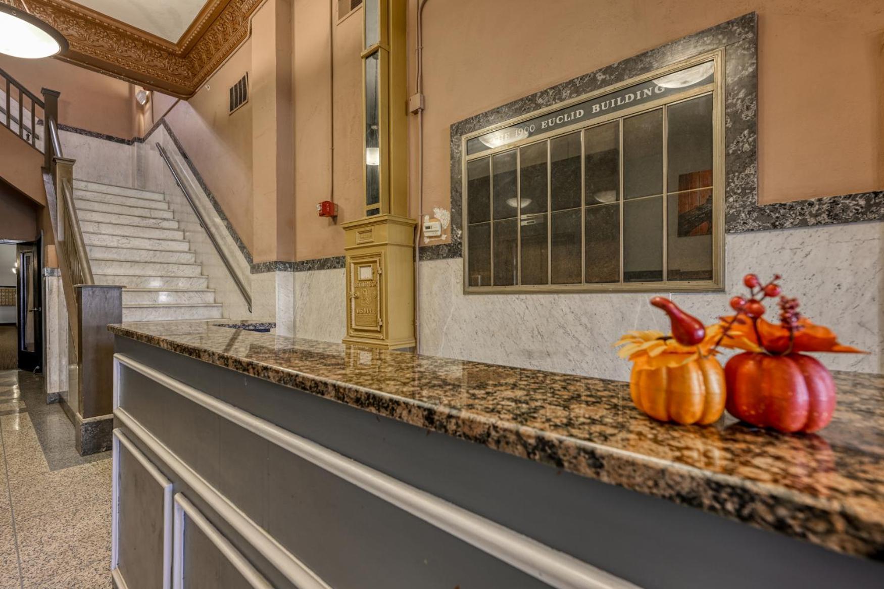 2 Bath Prkg+Gym+Sauna Perk Plaza +30 Day Cleveland Exterior foto